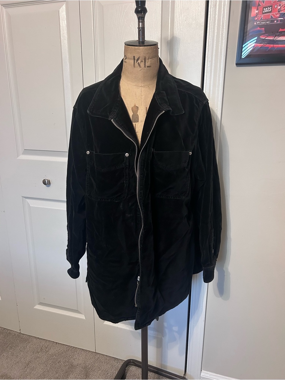 Black Velvet Zip-Front Women's Jacket - Picture 2 of 3